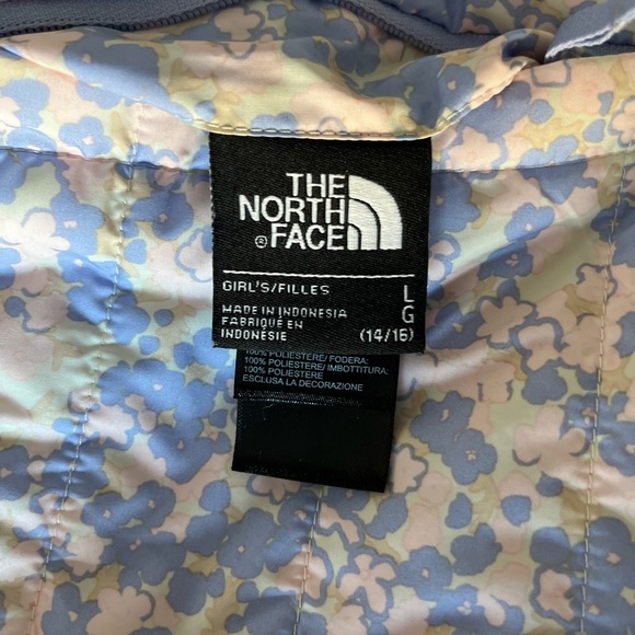 The North Face Girls Large Reversible Autumn/Spring Coat - Picture 9 of 9